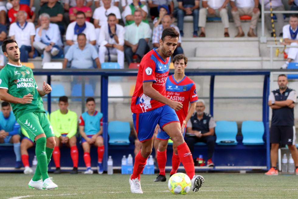 Fútbol. Tercera División- Tarazona vs. Cuarte.