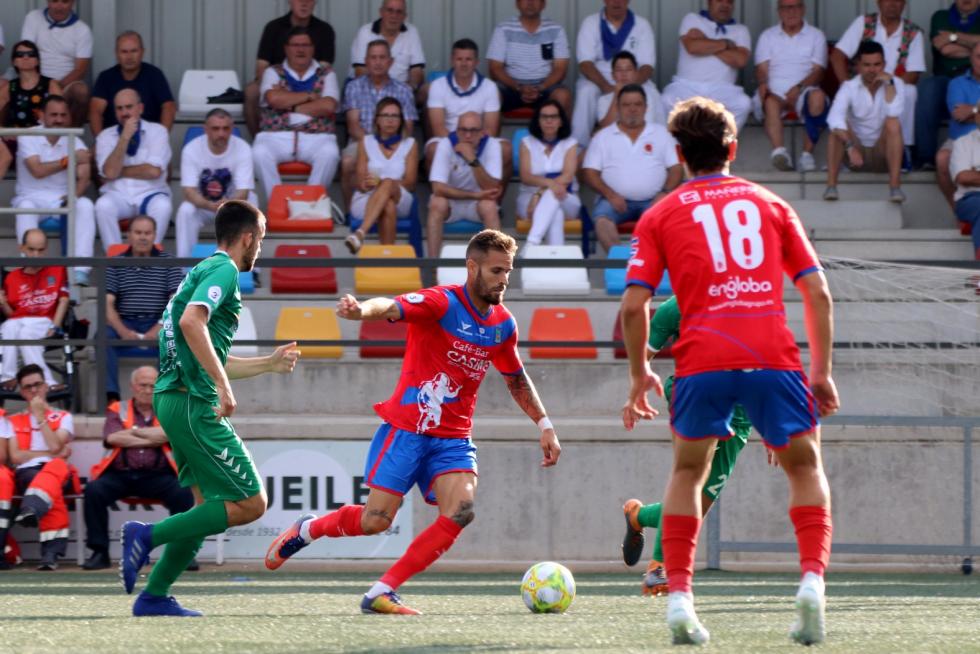 Fútbol. Tercera División- Tarazona vs. Cuarte.