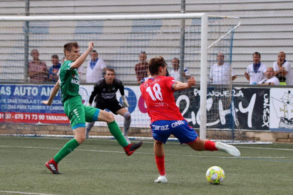 Fútbol. Tercera División- Tarazona vs. Cuarte.
