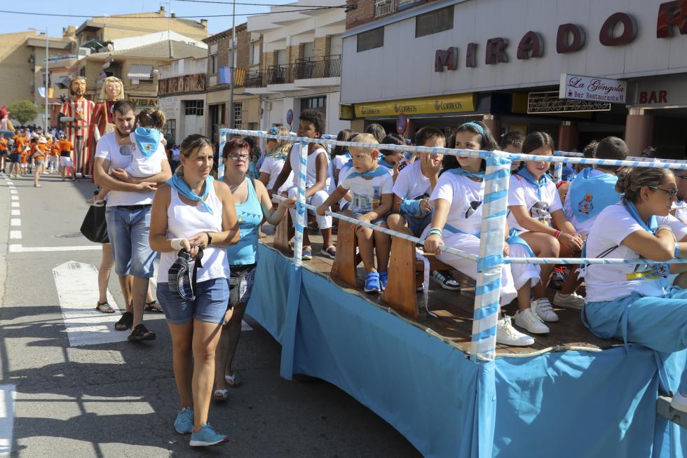 San Antolín se ha abierto con actos multitudinarios como la cabalgata, la discomóvil y las verbenas de noche.