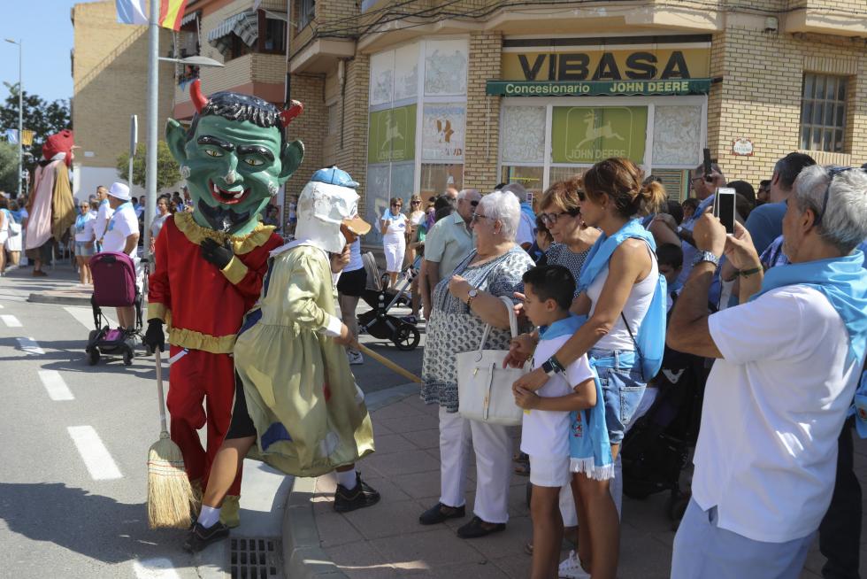 San Antolín se ha abierto con actos multitudinarios como la cabalgata, la discomóvil y las verbenas de noche.