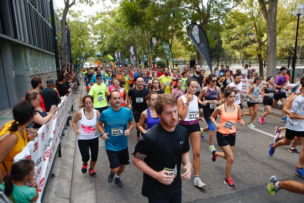 Unas 400 personas han participado en la 4K que se ha celebrado este domingo por la mañana en Zaragoza.
