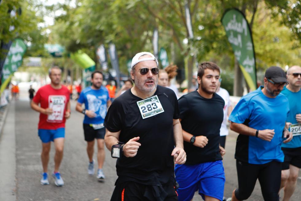 Unas 400 personas han participado en la 4K que se ha celebrado este domingo por la mañana en Zaragoza.