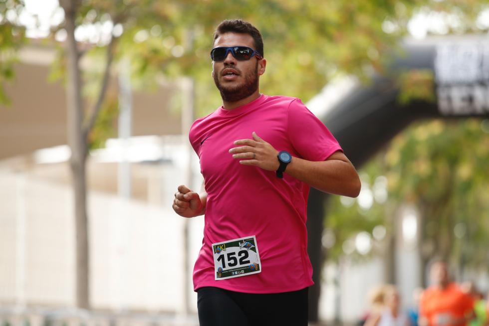 Unas 400 personas han participado en la 4K que se ha celebrado este domingo por la mañana en Zaragoza.
