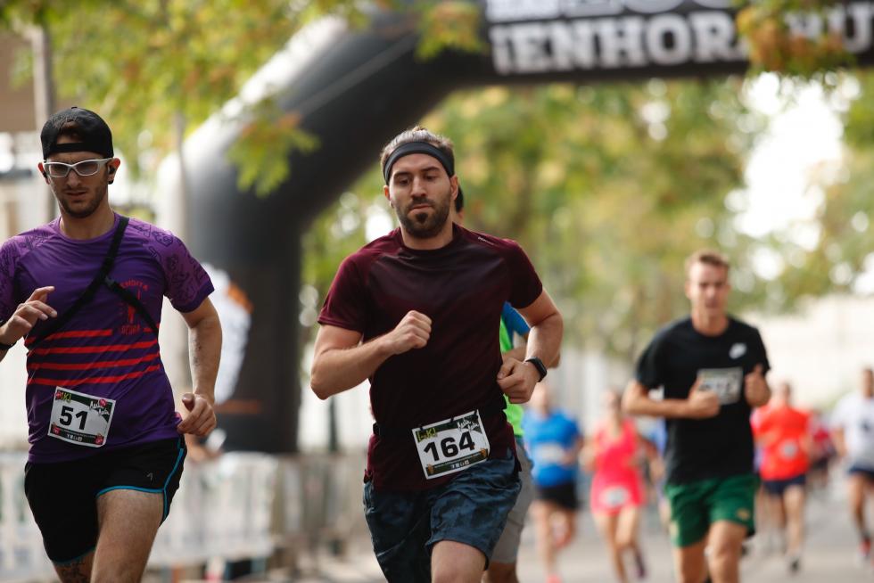Unas 400 personas han participado en la 4K que se ha celebrado este domingo por la mañana en Zaragoza.