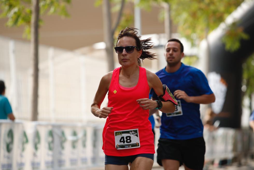 Unas 400 personas han participado en la 4K que se ha celebrado este domingo por la mañana en Zaragoza.