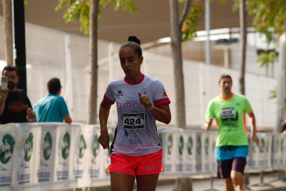 Unas 400 personas han participado en la 4K que se ha celebrado este domingo por la mañana en Zaragoza.