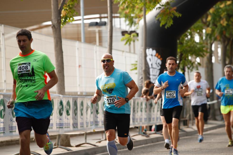 Unas 400 personas han participado en la 4K que se ha celebrado este domingo por la mañana en Zaragoza.