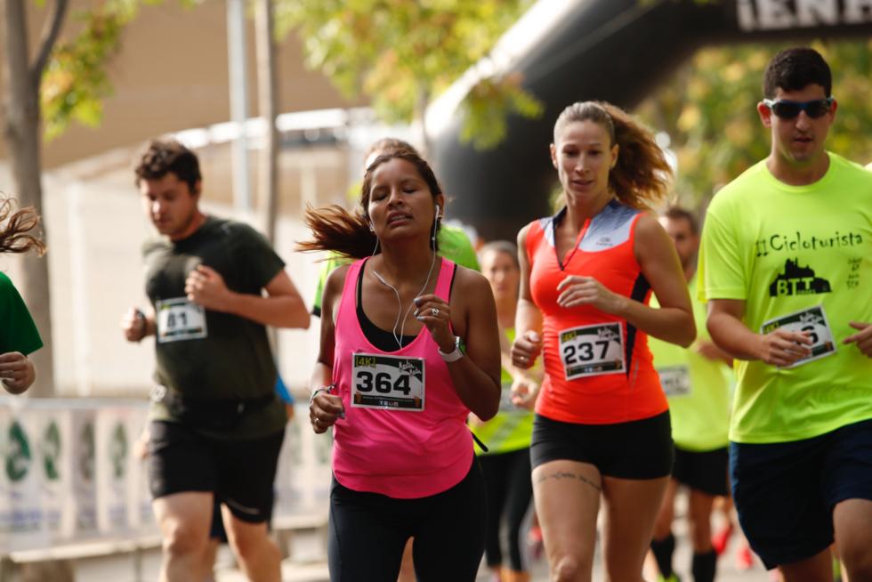 Unas 400 personas han participado en la 4K que se ha celebrado este domingo por la mañana en Zaragoza.