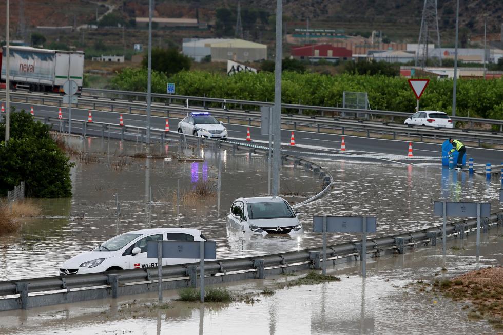 La gota fría azota el levante español
