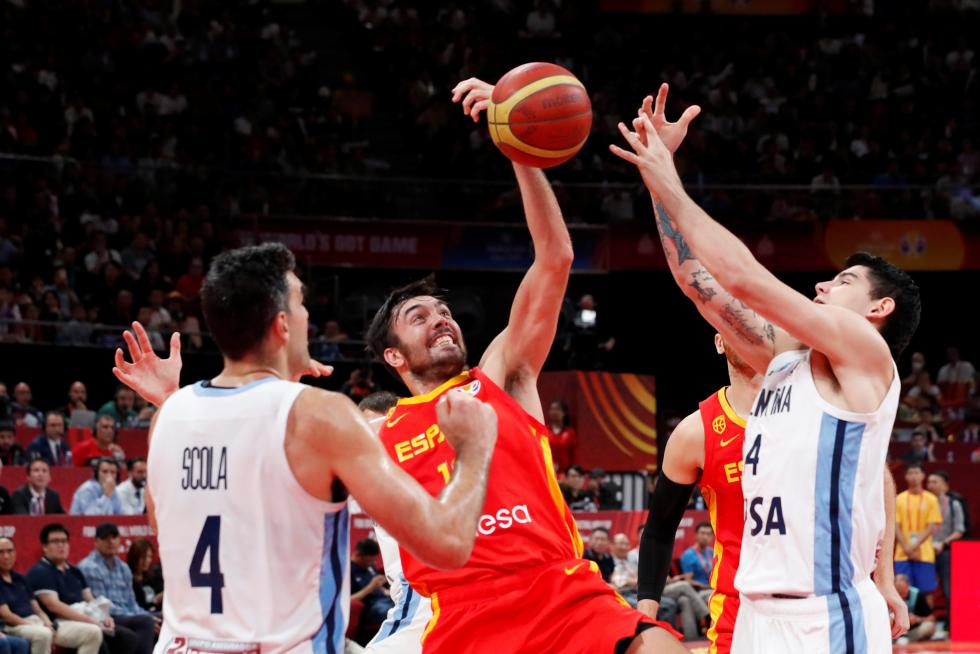 La final del Mundial de Baloncestos entre Argentina y España, en imágenes