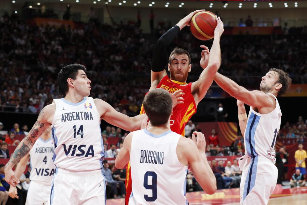 La final del Mundial de Baloncestos entre Argentina y España, en imágenes