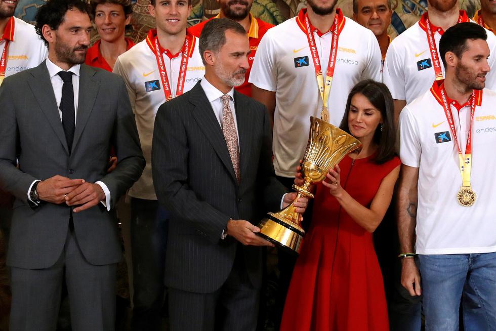 Los reyes reciben en audiencia a la selección española de baloncesto