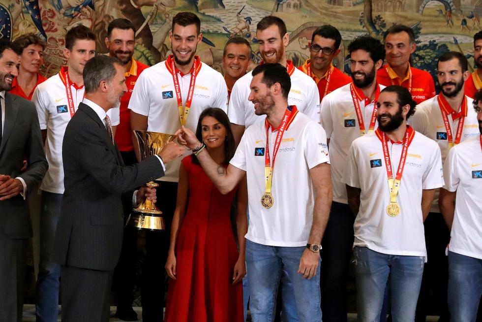 Los reyes reciben en audiencia a la selección española de baloncesto