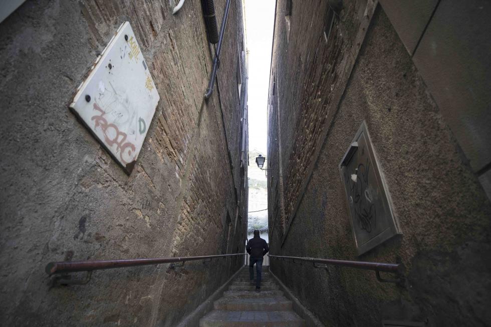 Escalera en el centro de Monzón