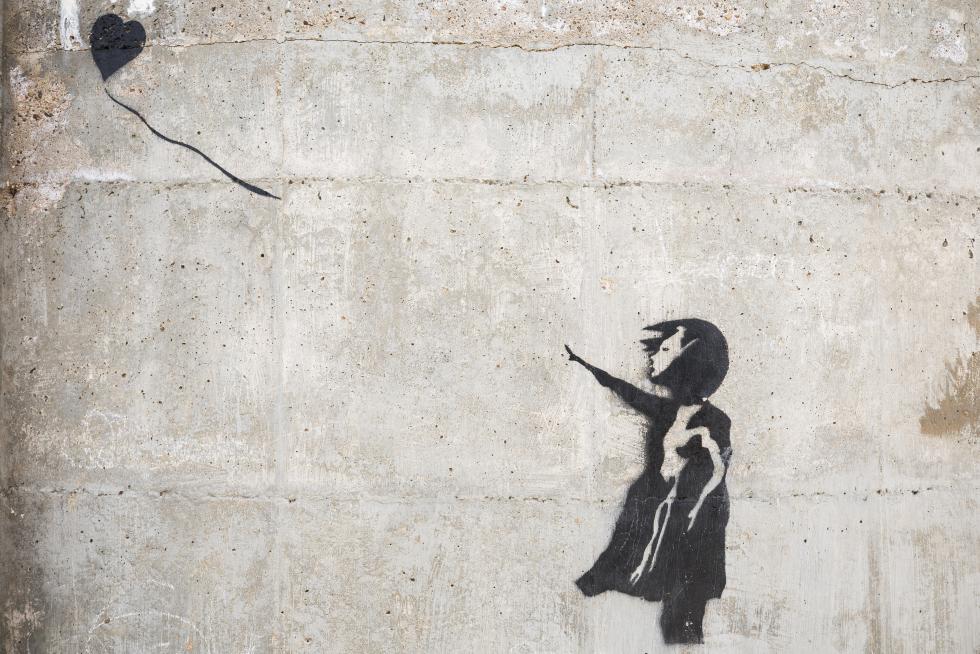 Cabolafuente también atesora este grafiti tan tierno y popular