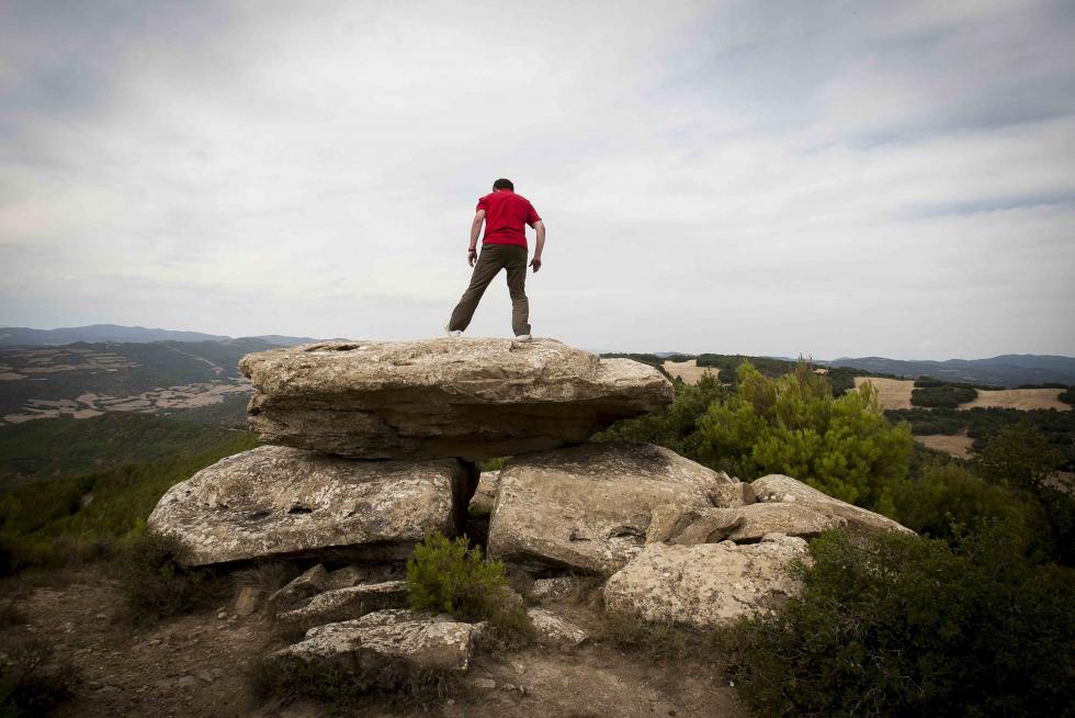 Mozo 'bailando la piedra' en Castiliscar