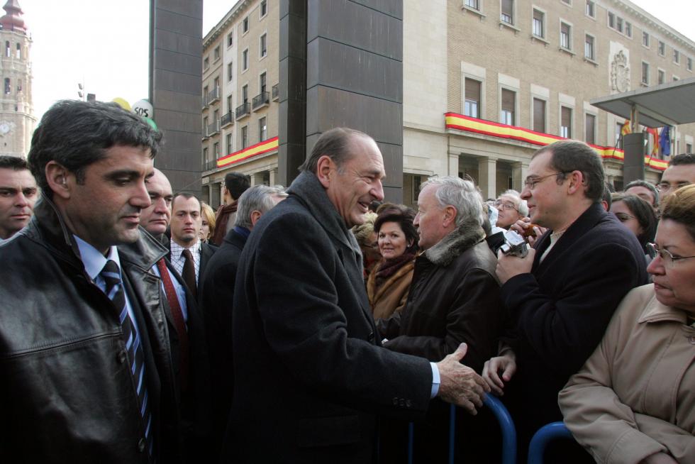 CUMBRE HISPANO - FRANCESA / ZARAGOZA / 7/12/04 / FOTO : OLIVER DUCH