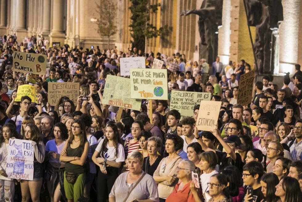 Manifestación por el clima en Zaragoza