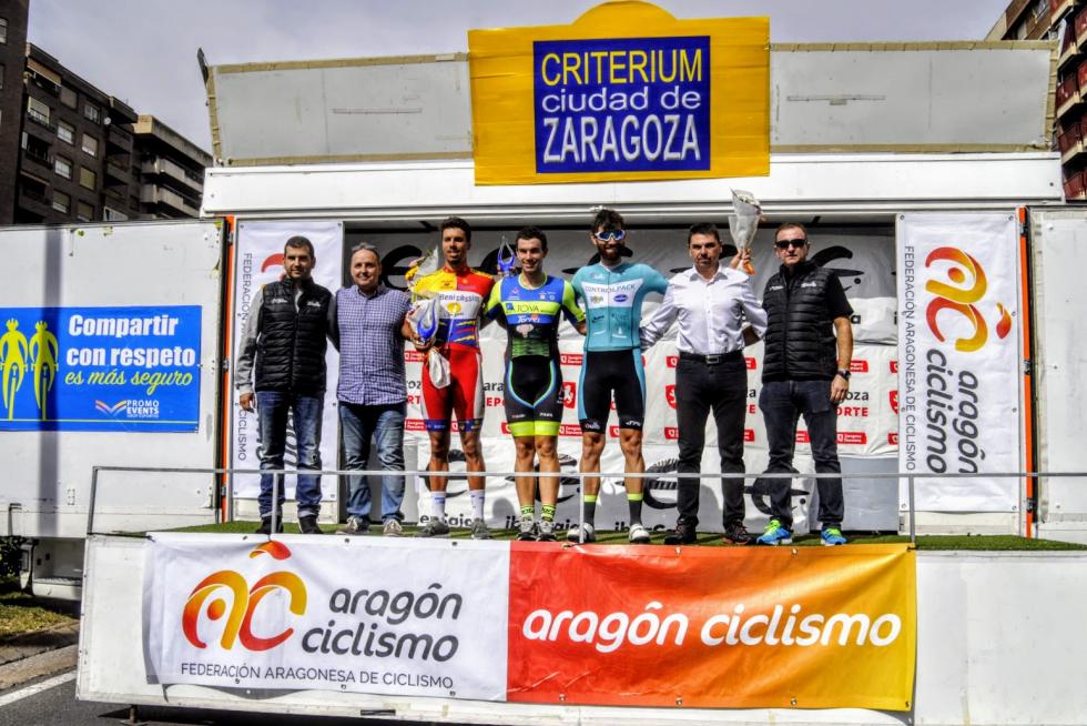 Criterium Ciclista de Fiestas del Pilar 2019 en la avenida Cesáreo Alierta