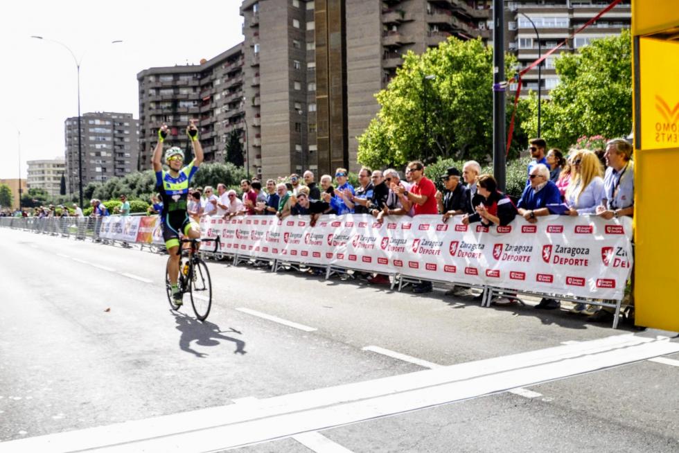 Criterium Ciclista de Fiestas del Pilar 2019 en la avenida Cesáreo Alierta