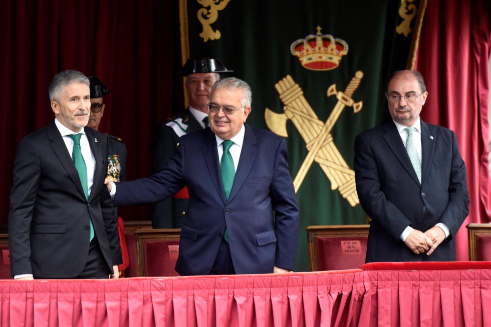 El ministro del Interior en funciones, Fernando Grande Marlaska, ha presidido esta multitudinaria ceremonia en la que han tenido un especial protagonismo los grupos de rescates en montaña.
