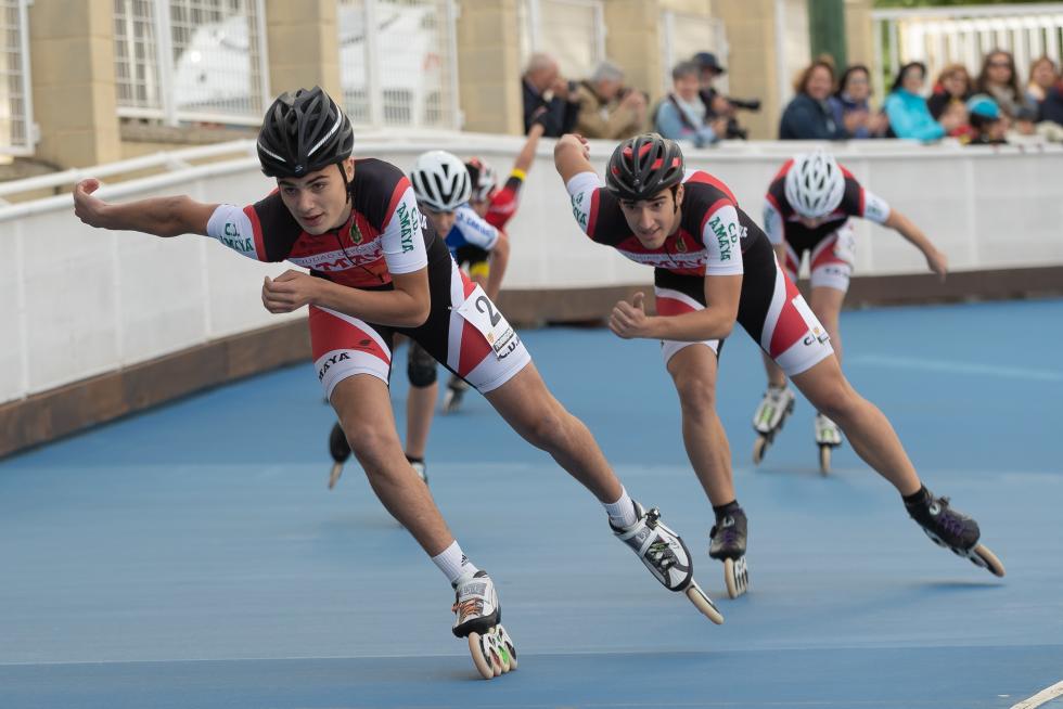 El patinaje de velocidad en las Fiestas del Pilar 2019 de Zaragoza fue el protagonista en el patinódromo La Bozada