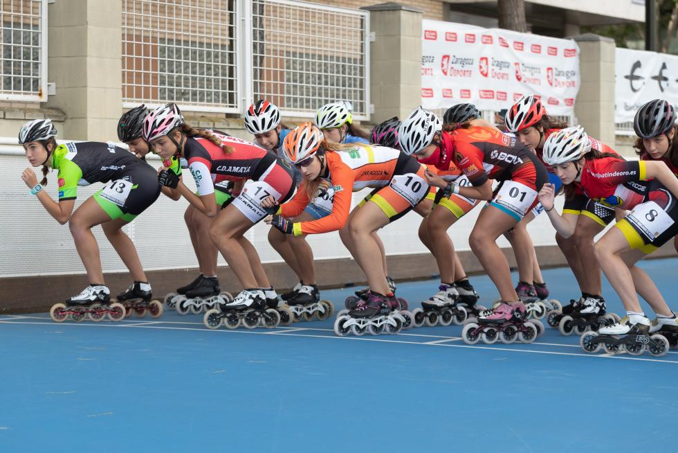 El patinaje de velocidad en las Fiestas del Pilar 2019 de Zaragoza fue el protagonista en el patinódromo La Bozada