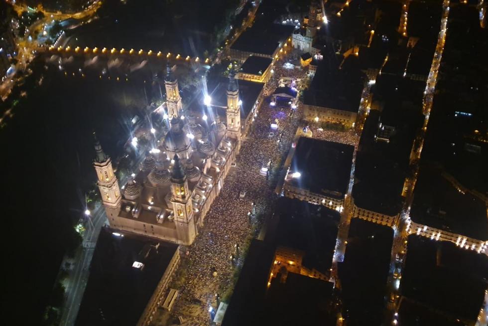 El pregón de las fiestas del Pilar congregó a más de 26.000 personas