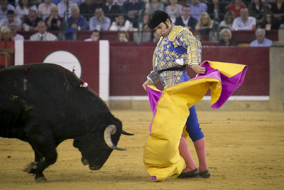 Imágenes de la Feria Taurina del Pilar 2019 protagonizada este domingo, 6 de octubre, por Morante de la Puebla y Urdiales.
