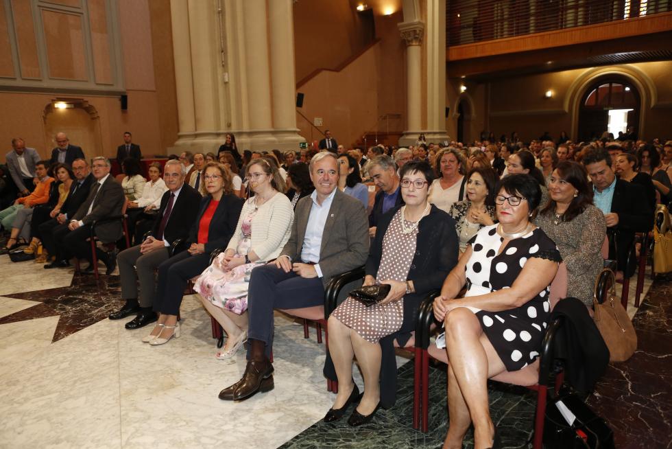 Afectados y asociaciones abogan en Zaragoza por sacar a la luz pública el suicidio