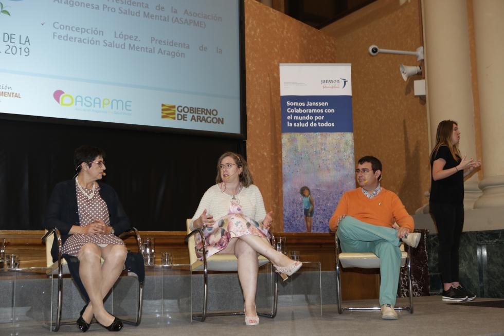 Afectados y asociaciones abogan en Zaragoza por sacar a la luz pública el suicidio