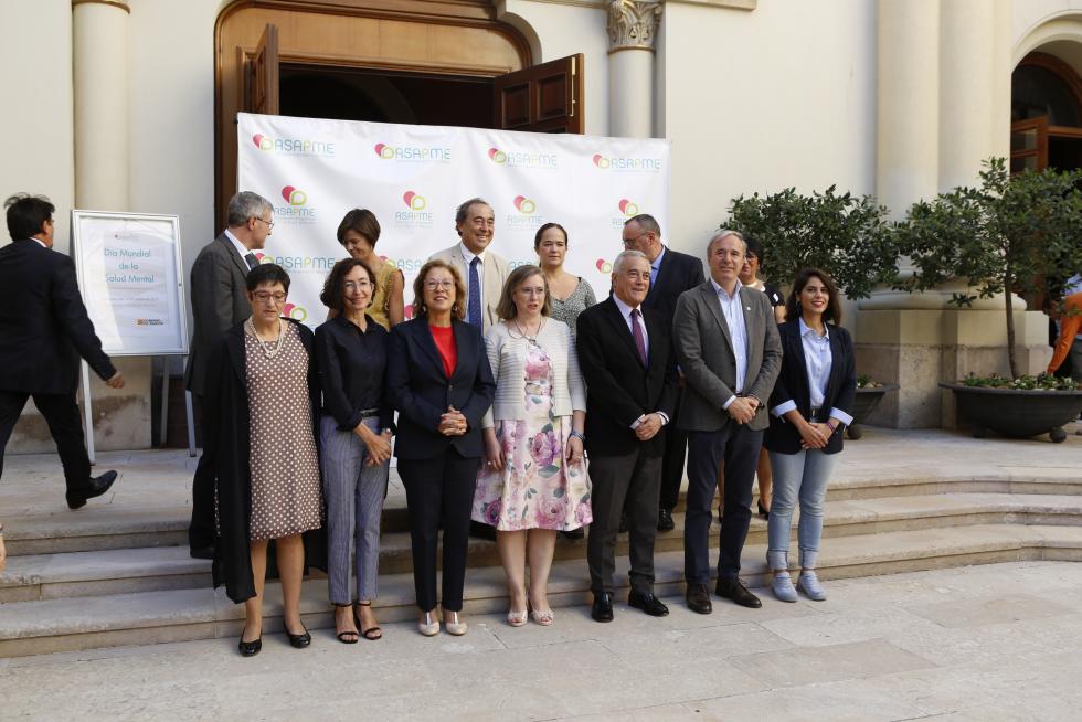 Afectados y asociaciones abogan en Zaragoza por sacar a la luz pública el suicidio