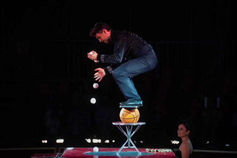 Imágenes de Zoorprendente, el Circo de los Animales, en las Fiestas del Pilar 2019 de Zaragoza
