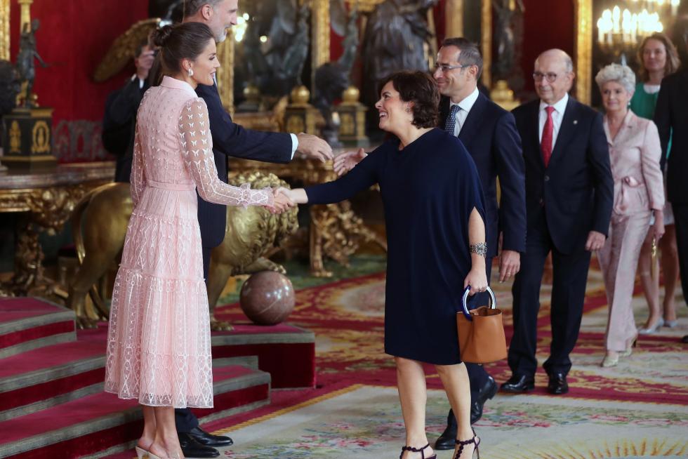 Besamanos en la recepción de los Reyes en el Palacio Real