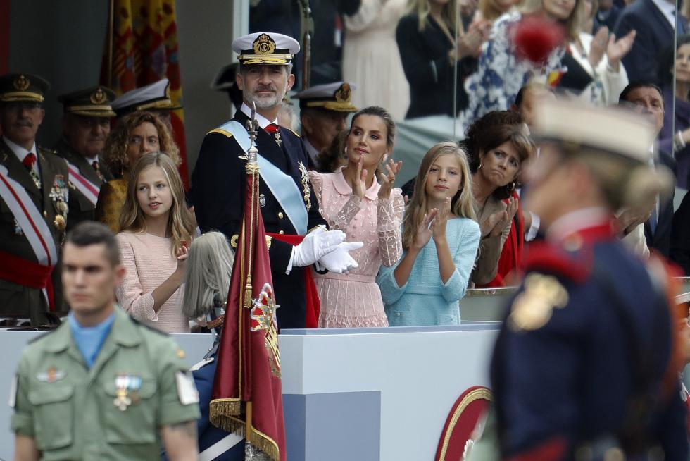 Los Reyes presiden el desfile del Día de la Fiesta Nacional