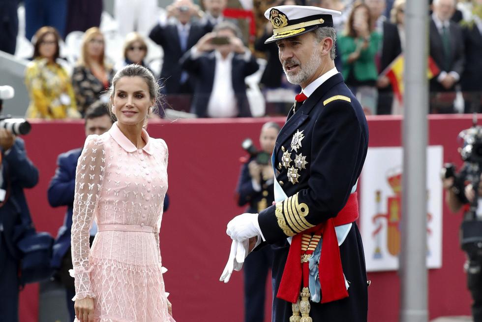 Los Reyes presiden el desfile del Día de la Fiesta Nacional