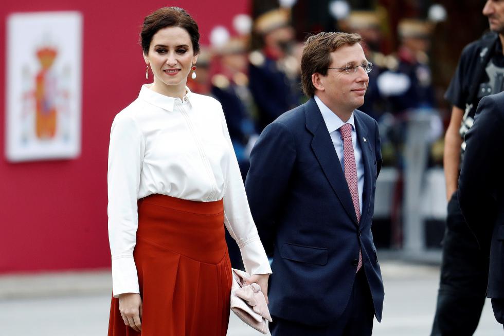 Los Reyes presiden el desfile del Día de la Fiesta Nacional