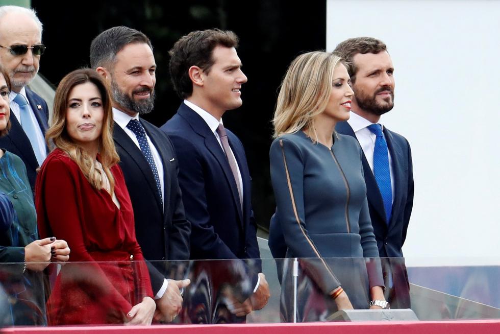 Los Reyes presiden el desfile del Día de la Fiesta Nacional