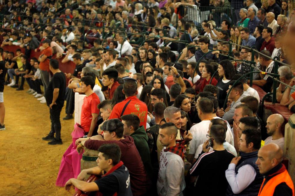 Lleno en la Misericordia para despedir las vaquillas de las fiestas del Pilar 2019.