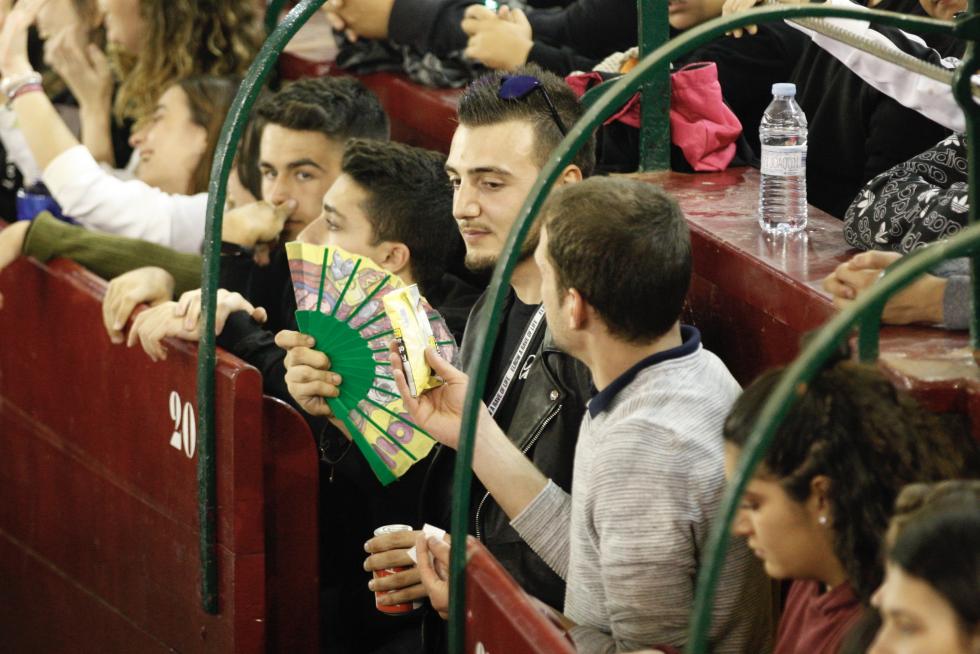 Lleno para despedir las vaquillas de las Fiestas del Pilar 2019