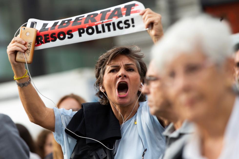Tras conocer la sentencia del procés se han producido concentraciones y cortes de carreteras como muestra de apoyo a los políticos presos.