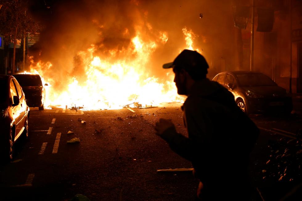 Tercera noche de incidentes en Barcelona