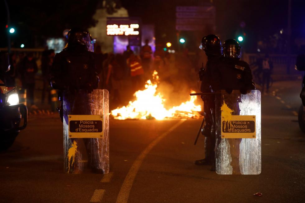 Tercera noche de incidentes en Barcelona