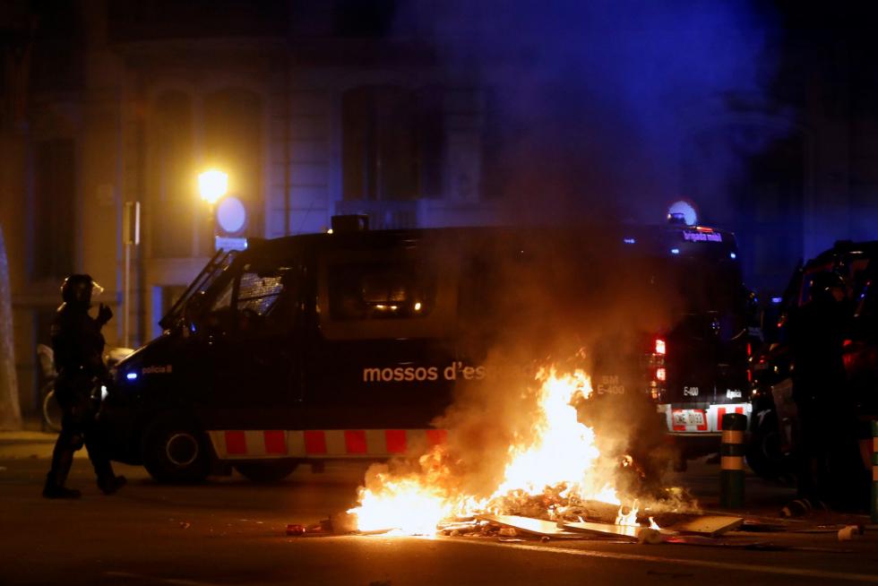 Tercera noche de incidentes en Barcelona
