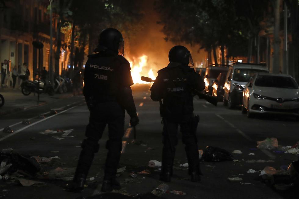 Tercera noche de incidentes en Barcelona