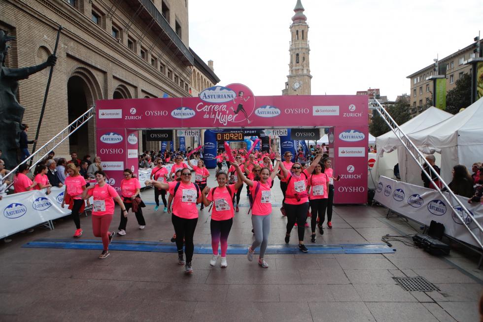 Un total de 13.000 participantes en la Carrera de la Mujer de Zaragoza.