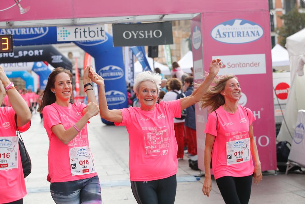 Un total de 13.000 participantes en la Carrera de la Mujer de Zaragoza.