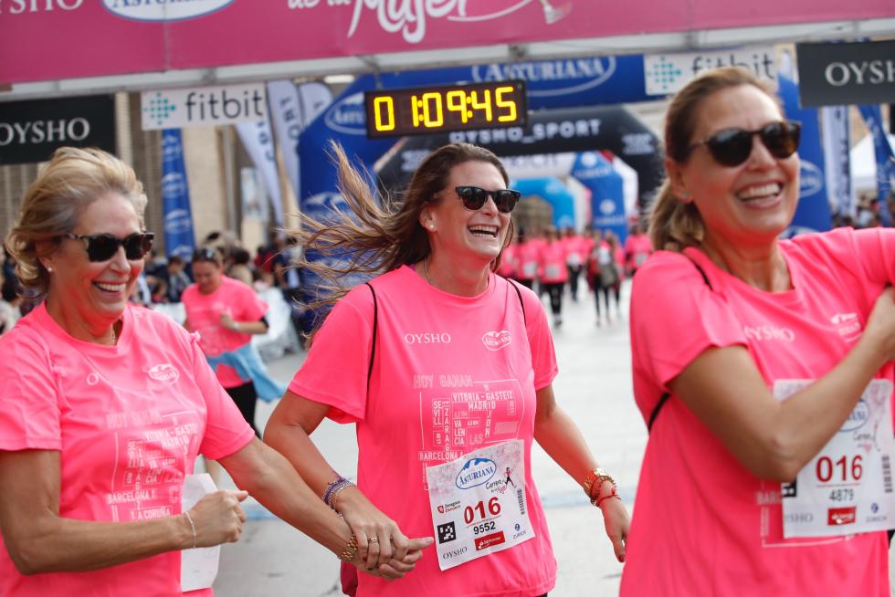 Un total de 13.000 participantes en la Carrera de la Mujer de Zaragoza.