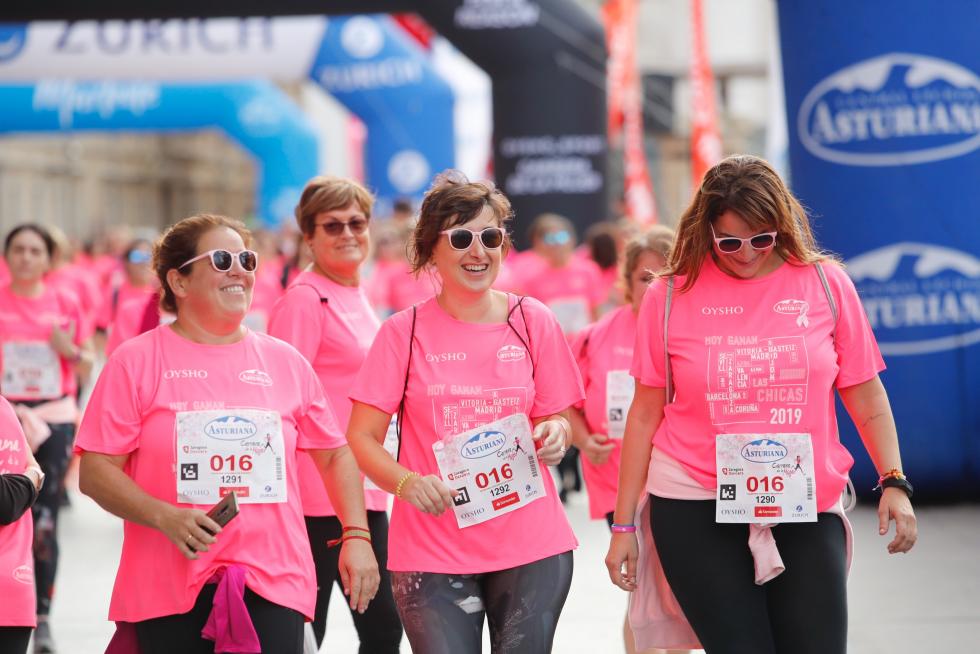 Un total de 13.000 participantes en la Carrera de la Mujer de Zaragoza.